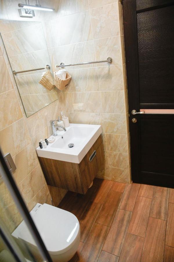 City Center Appartment At Buzand St. Erywań Zewnętrze zdjęcie